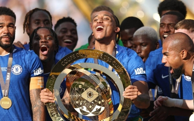 Chelsea: Hành trình "Lên ngôi" nhờ tiền bạc?