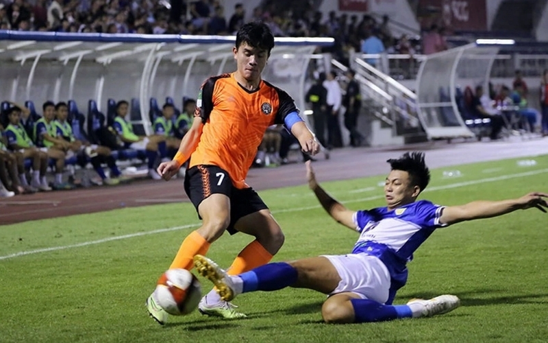 Lý do cầu thủ dấn thân vào bán độ: Tiền hay bạc?