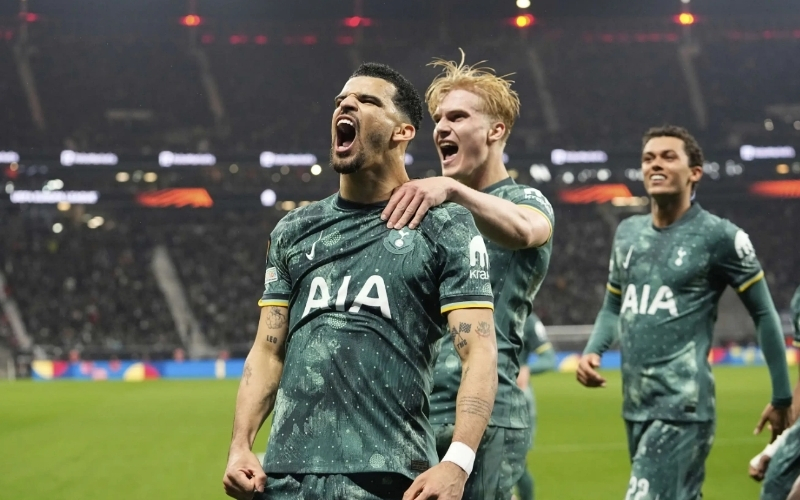 Sự trưởng thành của hàng phòng ngự